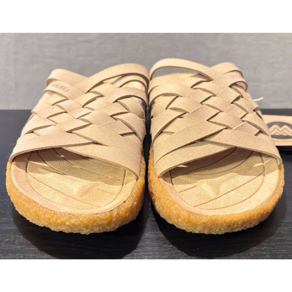 MALIBU SANDALS Zuma Vegan Suede Rubber Beige Women's Size 7 Men's 5 - Picture 3 of 7